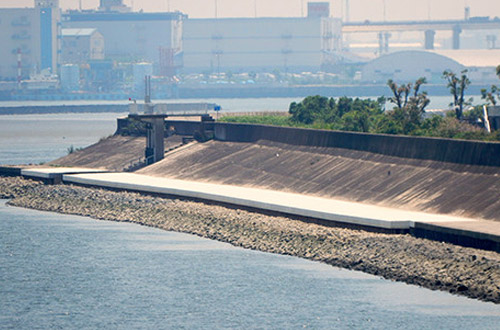 総合治水対策新川護岸